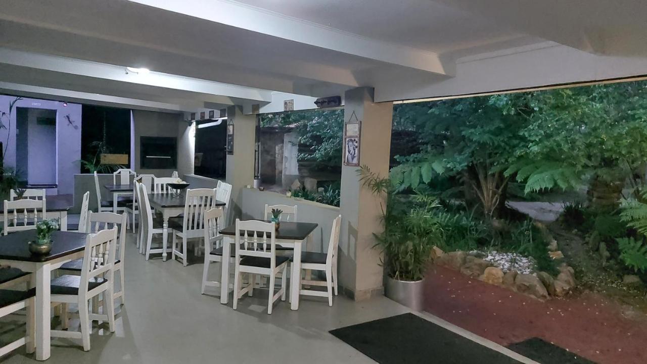 Wayside Lodge 워터발보벤 외부 사진
